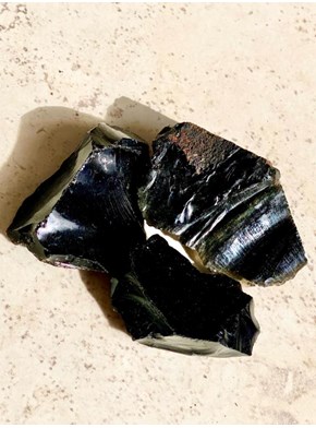 Pedra Bruta Obsidiana Negra - Conexão à terra