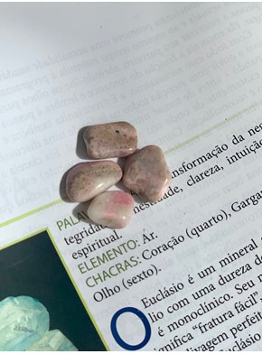 Pedra Opala Rosa Pequena - Novos Caminhos