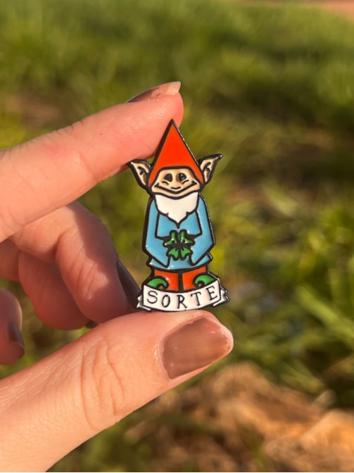 acessorios/pins-e-broches