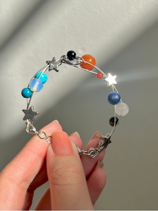 Pulseira Sistema Solar - Arame Artesanal