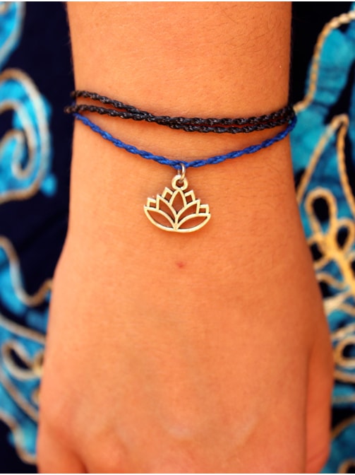Pulseira Tripla Flor de Lótus