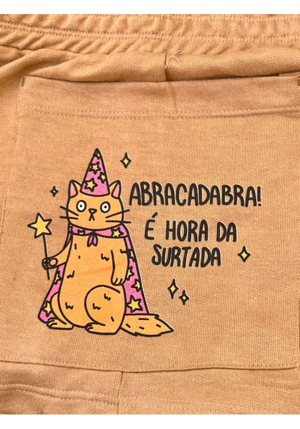 Short Moletom Abracadabra! É hora da surtada - Capuccino