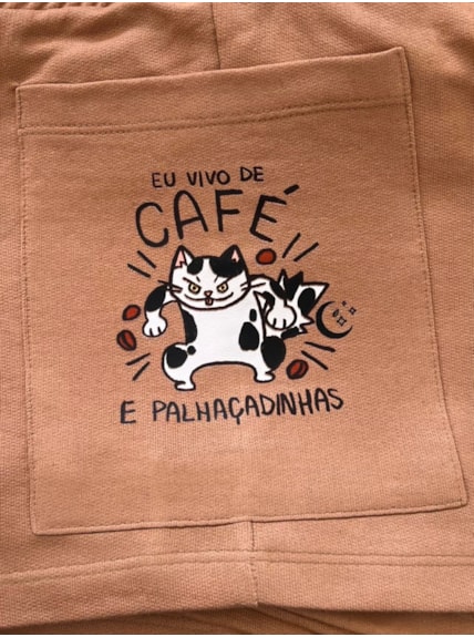Short Moletom - Gato Café e Palhaçadinhas - Capuccino