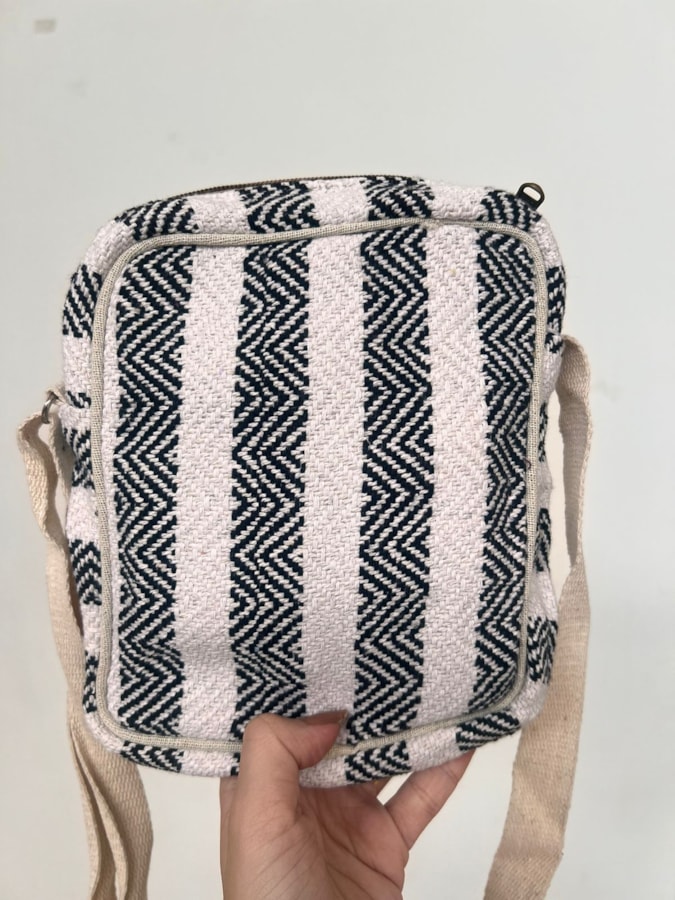 Shoulder Bag Hemp Listras Cânhamo - Preto e Branco — imagem 3