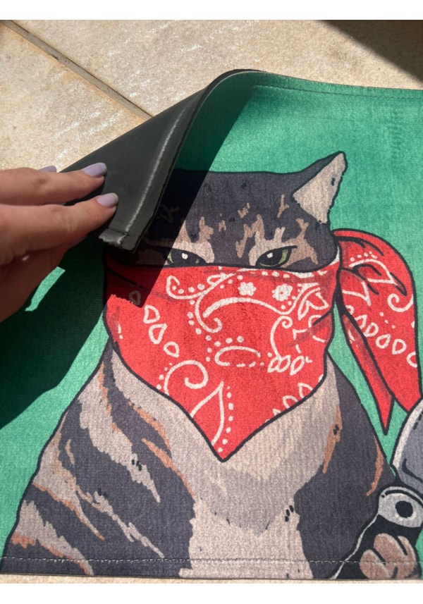 Tapete Ameaça do Gato